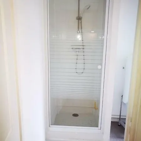 T2 40m² - Hyper Centre - Au Calme - Parking 50m - Immeuble Videosurveille Châlons-en-Champagne