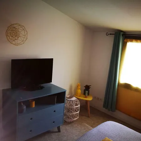 T2 40m² - Hyper Centre - Au Calme - Parking 50m - Immeuble Videosurveille Châlons-en-Champagne