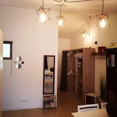 Διαμέρισμα T2 40m² - Hyper Centre - Au Calme - Parking 50m - Immeuble Videosurveille Châlons-en-Champagne