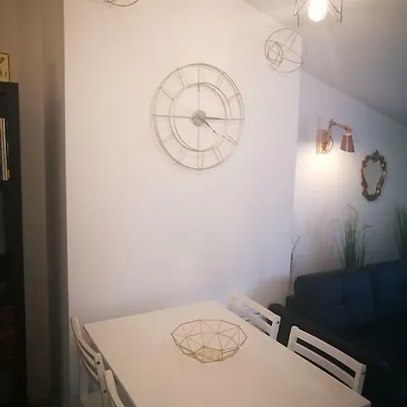 T2 40m² - Hyper Centre - Au Calme - Parking 50m - Immeuble Videosurveille